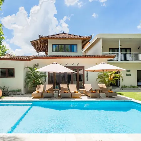 10 Bedroom Villa Vista Seminyak